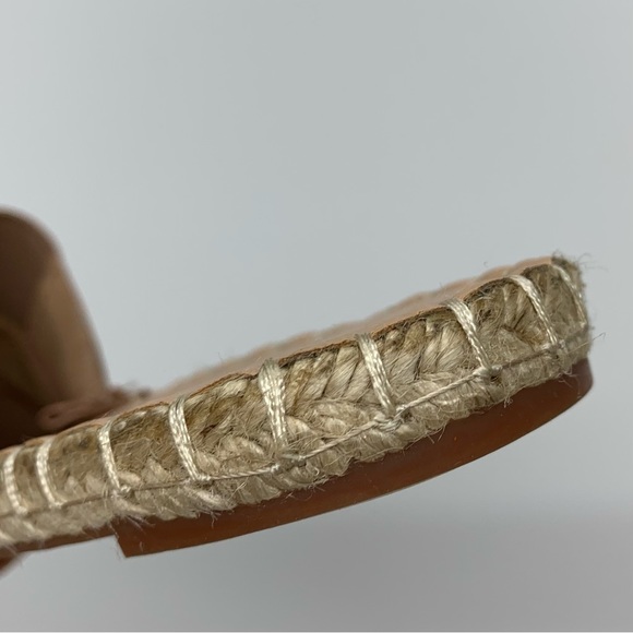 Adrienne Vittadini Arnie Tan Espadrille Flat Mule Sandal Faux Leather Size 9 - Picture 6 of 15